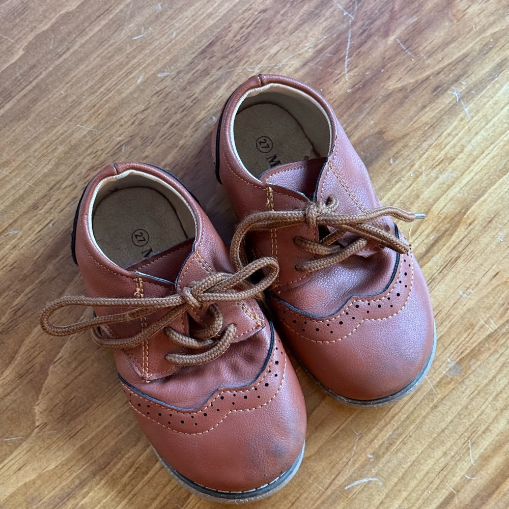 Classic Brown Toddler Dress Shoes - Picture 4 of 4